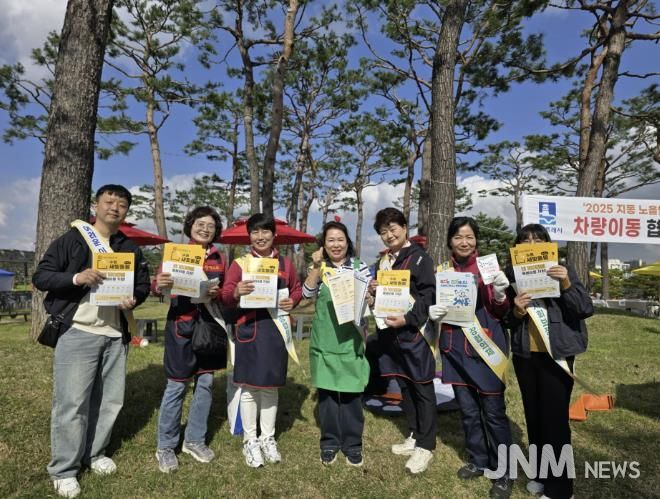 수원시 팔달구 지동 지역사회보장협의체, 노을빛 음악회와 연계해 복지사각지대 발굴 캠페인 펼쳐