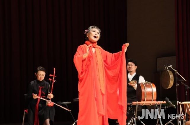 홍신자의 아리랑