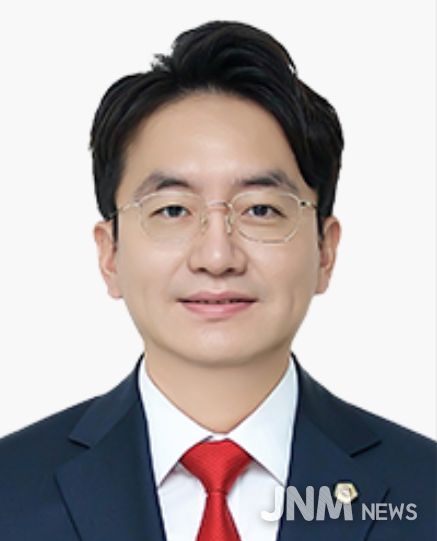 서울시의회 이상욱 의원
