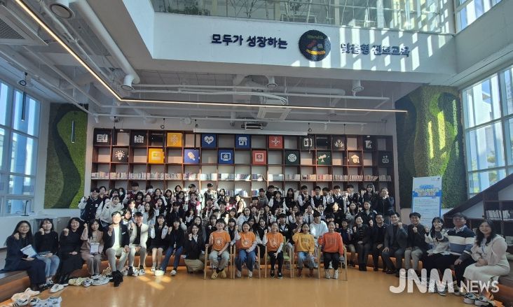 2025년 학생사회참여 발표 축제에서 함께 고민하다