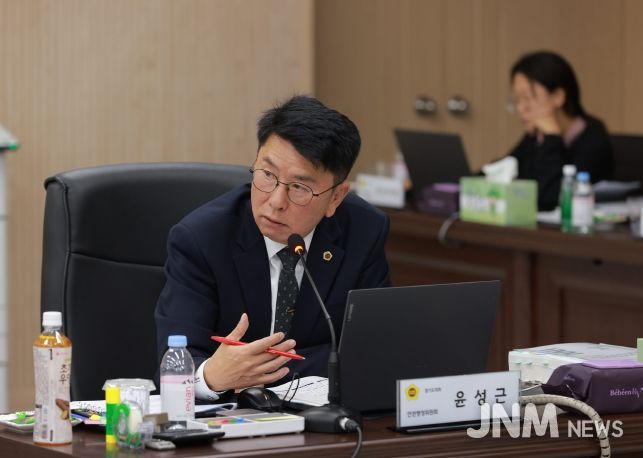 경기도의회 안전행정위원회 윤성근 부위원장