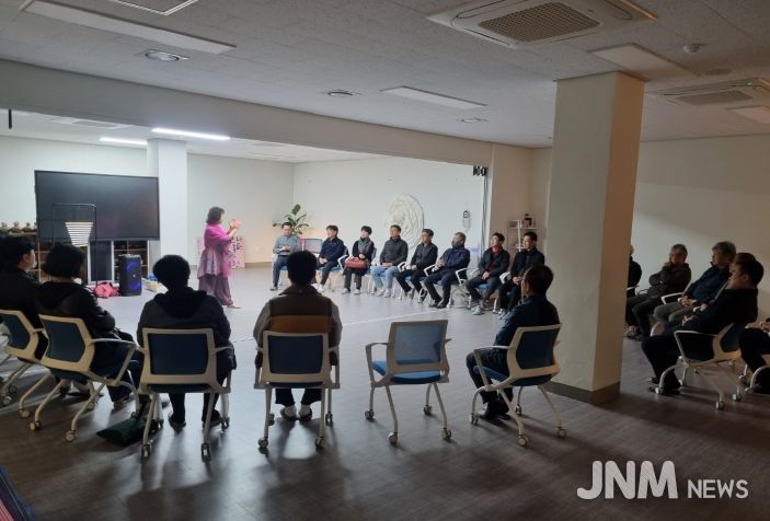 제천교육지원청, 교원 마음쓰담 명상 힐링 프로그램 성료