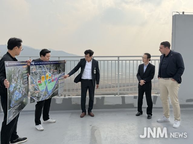 세계적 온실시공 네덜란드 기업 봄(Bom)그룹, 음성군 방문