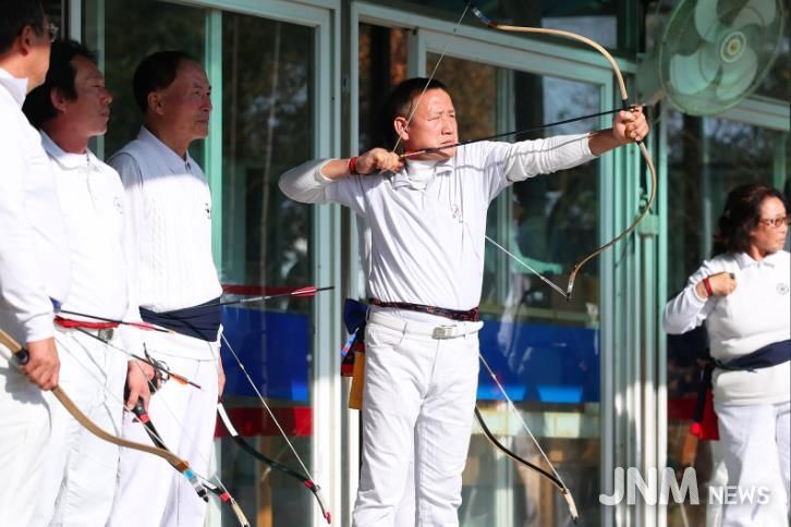 제30회 함양궁도협회장기 궁도대회 열려