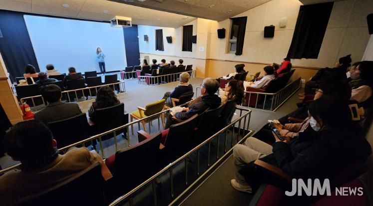 주민이 만드는 영화축제, 완주군 농한기영화제 개막