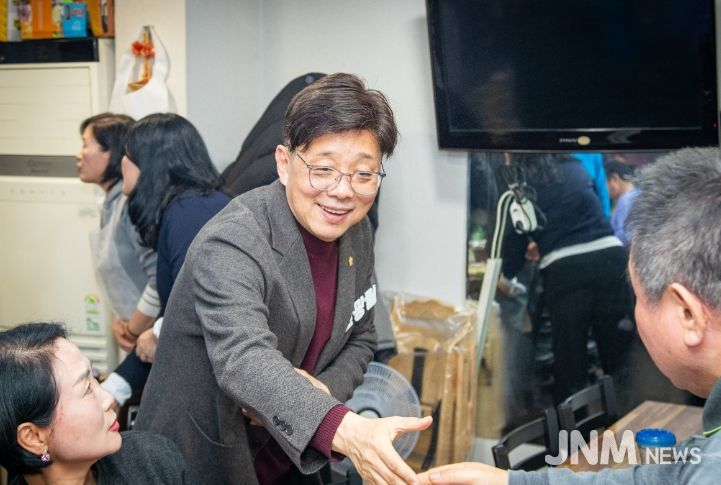 성남시의회, 하대원동 청소년지도협의회 송년회 참석