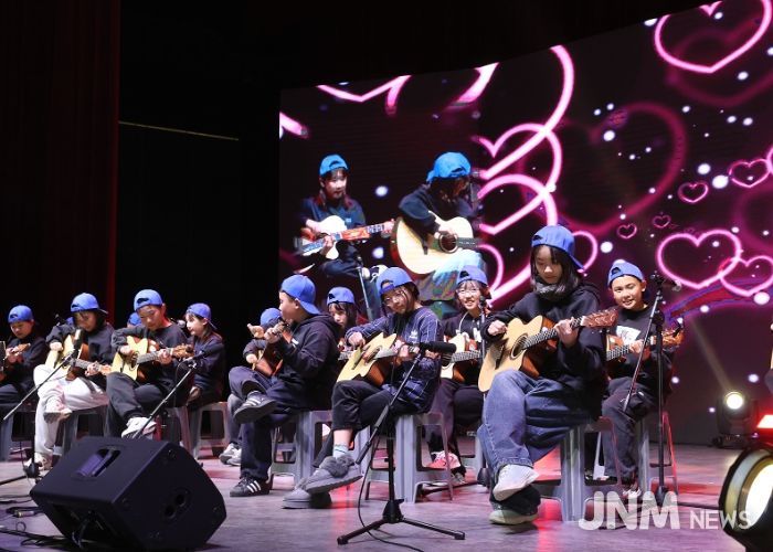 ‘제4회 1인 1악기 통기타 행복 콘서트’ 성료