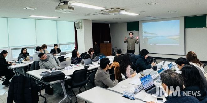 ‘늘봄학교 안전관리 앱 활용 연수 실시’