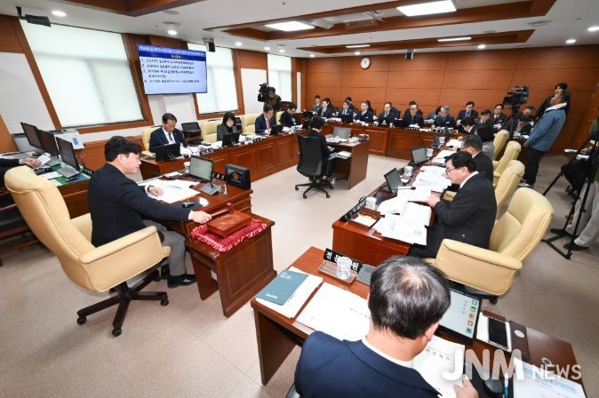 예산결산특별위원회, 2026년도 울산광역시교육비특별회계 예산안 등 심사