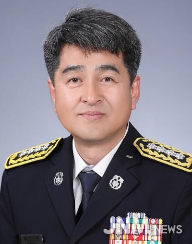황인 제10대 119특수대응단장