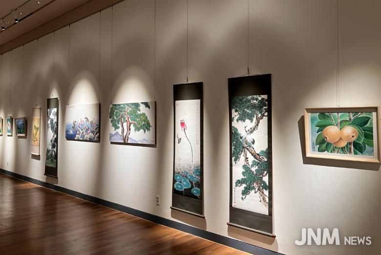 수원박물관 ‘붉은 말의 해 ‘연(蓮)의 마음을 담다’’ 전시 사진