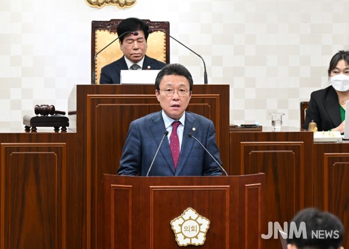 제291회 임시회 제2차 본회의 나근호 의원 5분 자유발언 모습