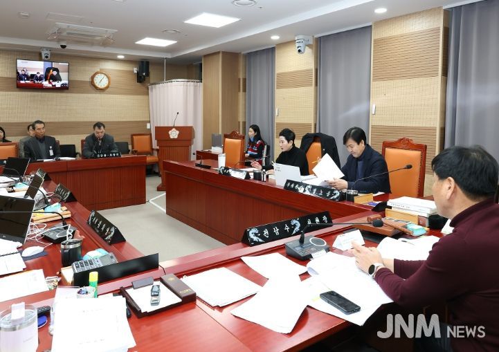 2026년 주요업무보고‘강행군’ 속 정책 검증 총력