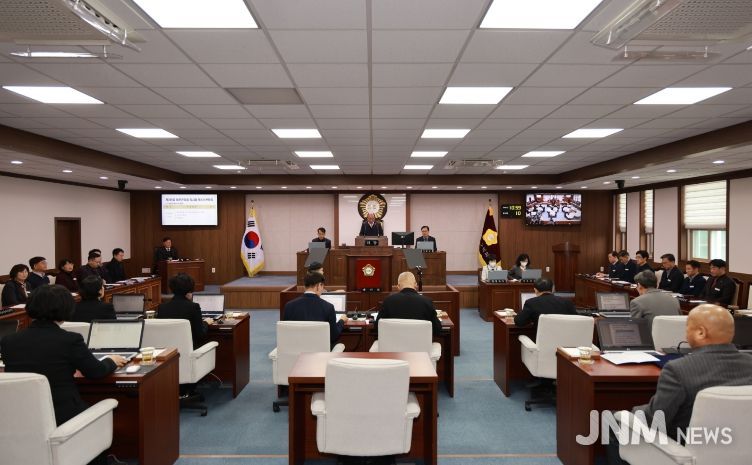 제296회 합천군의회 임시회 종료