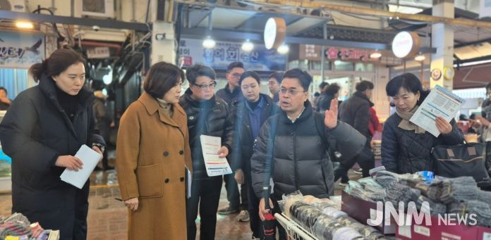 설 명절 앞두고 범정부 합동 ‘가격표시제’ 점검