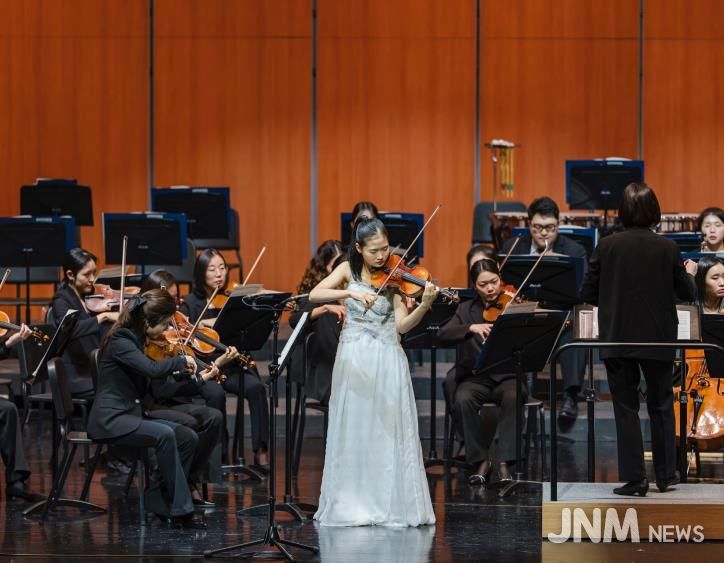 세종시, 국립심포니콘서트오케스트라 울림 속 1기 성료