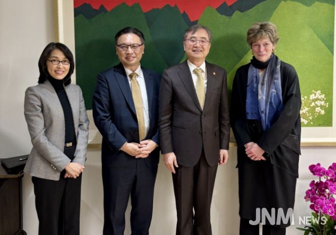 코리아소사이어티 대표단 면담