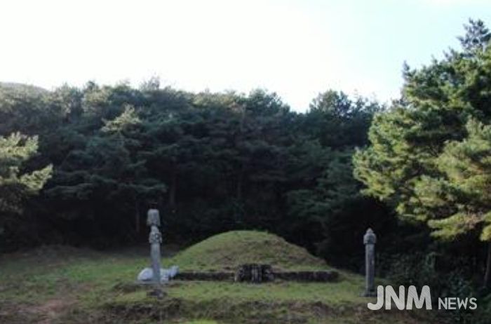 조금호 부부 묘