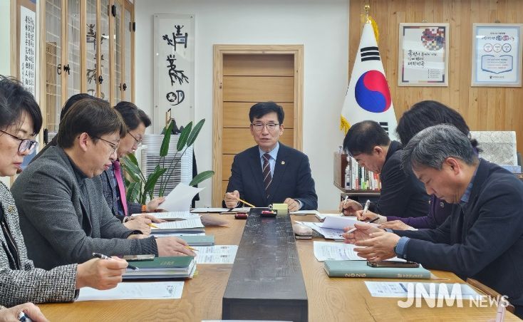 윤건영 교육감, 현장 의견 반영-