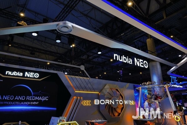 AI-Native Phone Pioneer